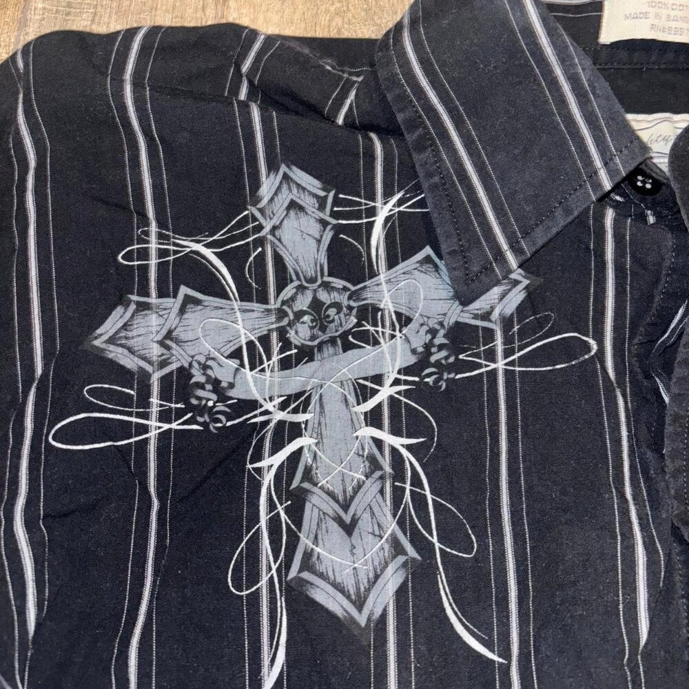 cross button up
